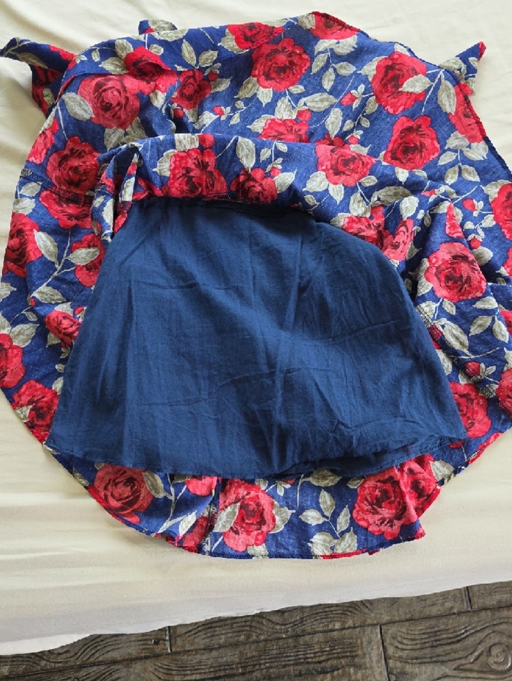 Bonny Billy 3t-4t Girls Classy Vintage Floral Red Rose Print Navy Background - Picture 9 of 9